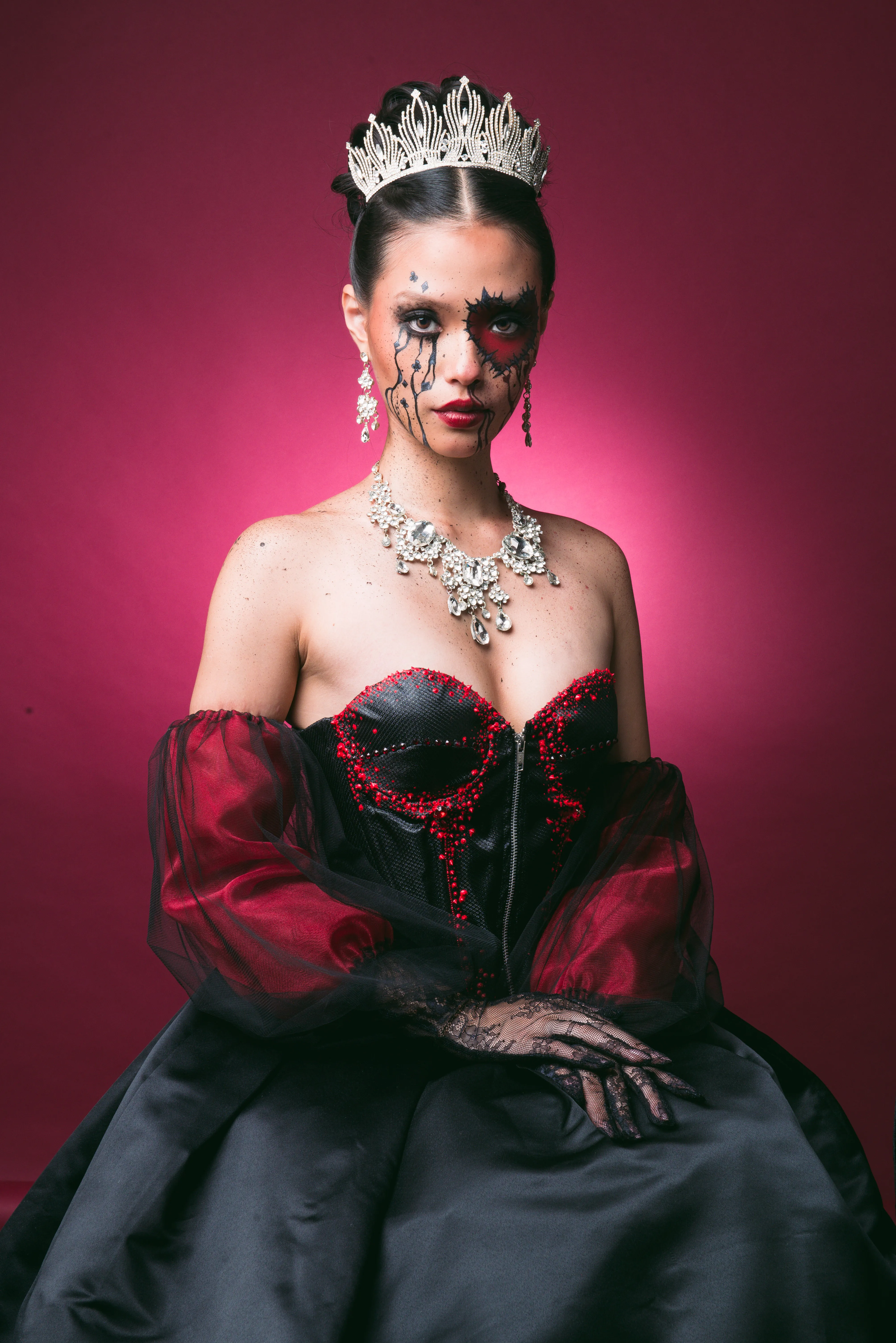 Queen of Hearts - Image 4